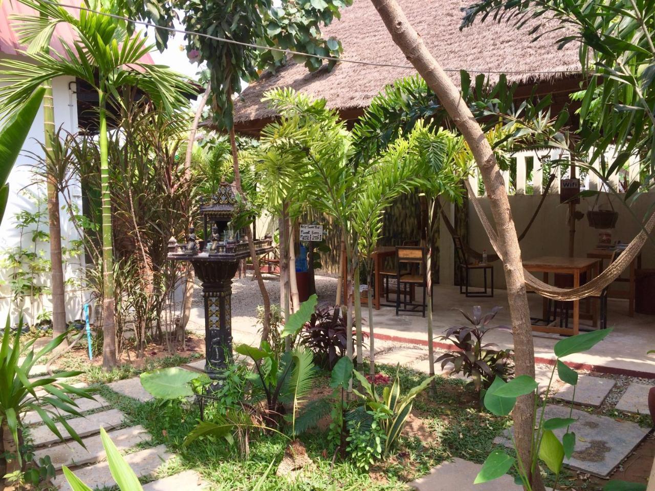 Happy Hippies Hostel Siem Reap Luaran gambar