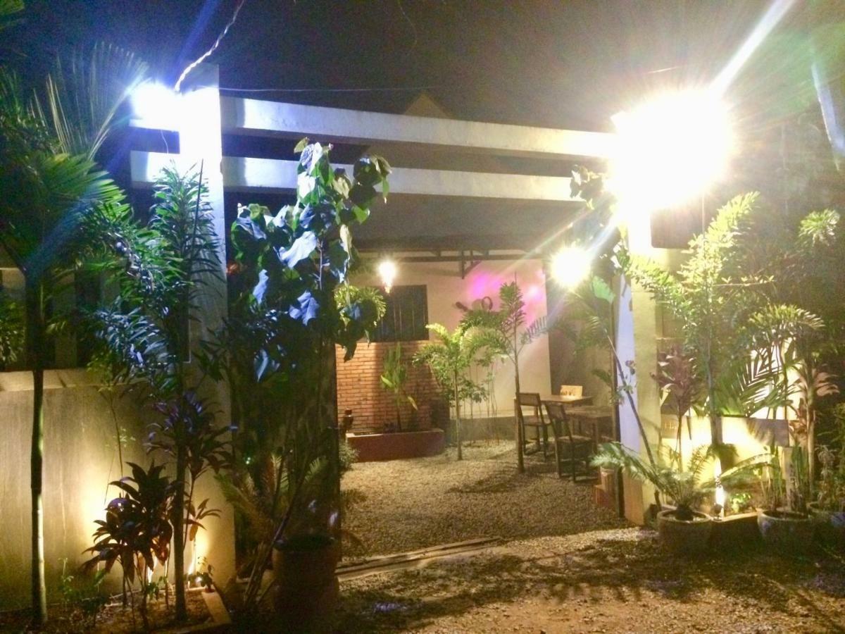 Happy Hippies Hostel Siem Reap Luaran gambar